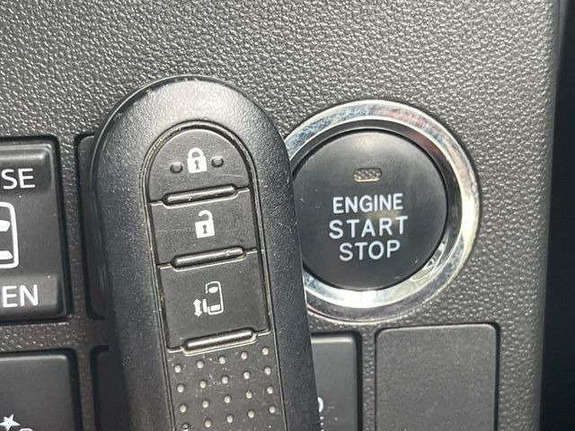 �y�L�[�t���[�V�X�e���z�J�o����|�P�b�g�ɓ��ꂽ�܂܂ł��h�A�̎{���E�������\�ȃX�}�[�g�L�[�𑕔��B�G���W���̃I���E�I�t�����J�M�����o���K�v����������Ƃ��Ă��֗��ł���