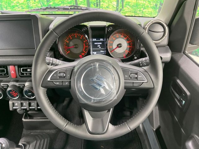 �y�����v�����X�e�A�����O�z�㎿�Ȋv���g�p���邱�ƂŁA��ɂ����������݂ƂĂ��^�]���₷���n���h���ł���