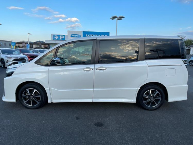 ヴォクシー2.0 ZS 煌