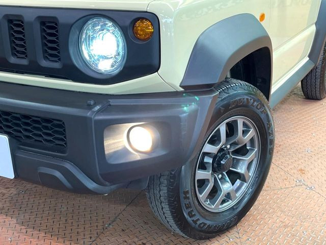 �yLED�w�b�h���C�g�z���V����ԑ��s�����ǍD�Ȏ��E���m�ۂ����S���ĉ^�]�ł��鍂�P�xLED�w�b�h���C�g�𑕔�!�_�����x�������A����d�͂��}�����Ă��܂��B