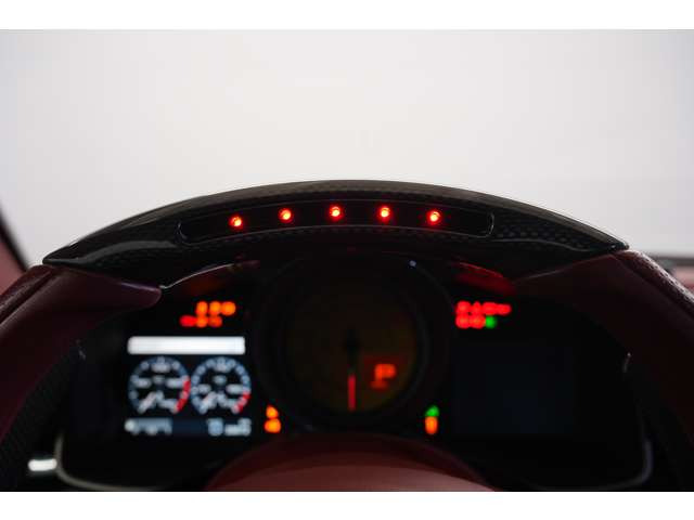 12�C���G���W���𓋍ڂ������t�F���[���`����FR�N�[�y�炵�������O�m�[�Y�A�V���[�g�f�b�L�̔������t�@�X�g�o�b�N�X�^�C���𓥏P