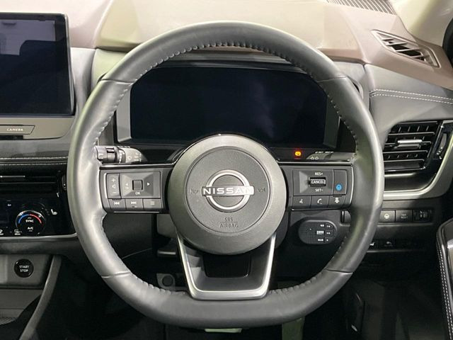 �y�����v�����X�e�A�����O�z�㎿�Ȋv���g�p���邱�ƂŁA��ɂ����������݂ƂĂ��^�]���₷���n���h���ł���