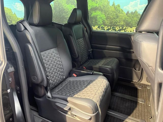 ���ڒ����̓E�H�[�N�X���[�ƂȂ��Ă���܂��B���ڂƎO��ڂ̈ړ�����~�肪�Ƃ��Ă��y�ɂȂ�̂ŁA���~��̍ۂ��X�g���X�������邱�Ƃ͂���܂����