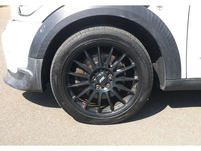 ミニクロスオーバークーパー S オール4 4WD