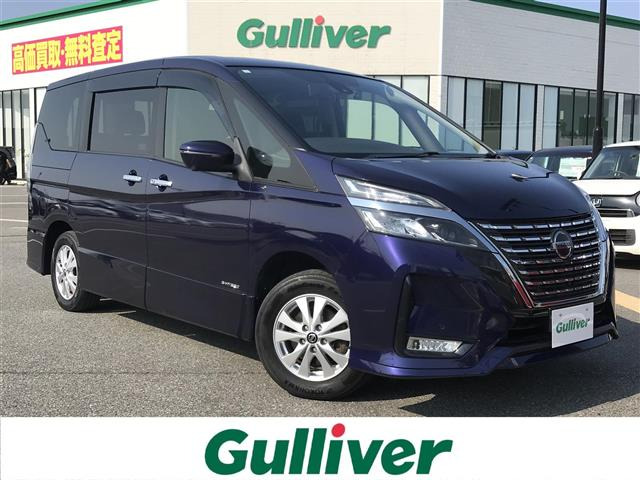 セレナ2.0 ハイウェイスターV 4WD