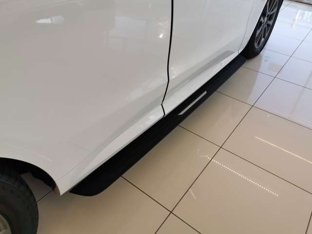 レンジローバースポーツダイナミック SE 3.0L P400 4WD