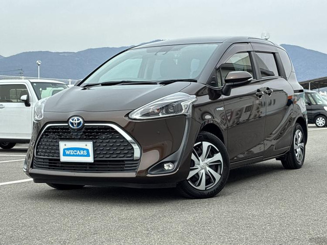 シエンタハイブリッド 1.5 G クエロ