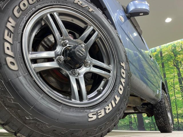 �y����16�C���`�A���~�z�C�[���z�O�ςɃ}�b�`���������A���~�z�C�[���𑕒����Ă���܂��B�e��ЊO�A���~�z�C�[����A�X�^�b�h���X�^�C�����戵�����Ă���܂��B���񂲑��k����������