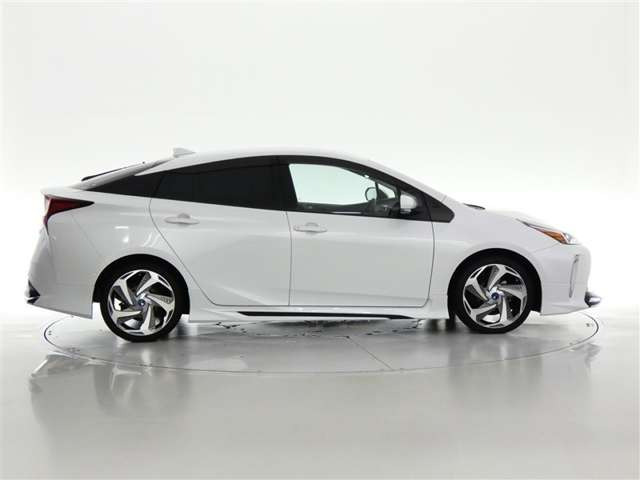 プリウス1.8 A ツーリングセレクション