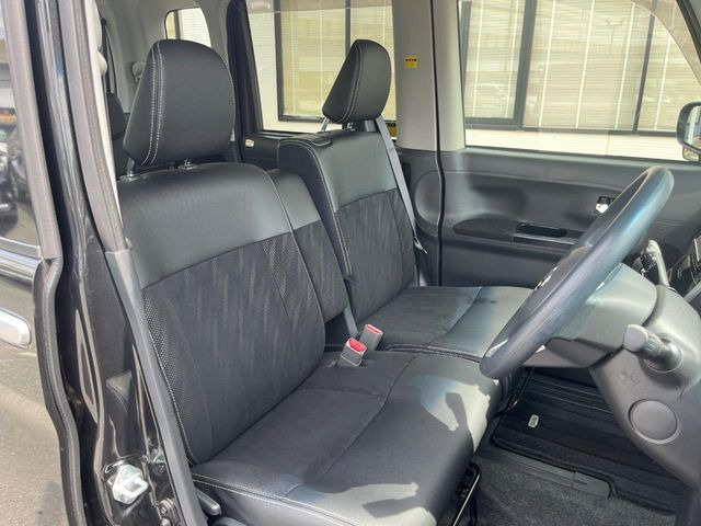 �y�n�[�t���U�[�V�[�g�z�������ƍ���S�n�𗼗������l�C�̃V�[�g���w�ʁE���ʂ̃t�@�u���b�N�f�ނ́A�ʋC���̗ǂ��⊊��ɂ����ɗD��Ă��܂��B�C���╞���ɍ��E���ꂸ���K�ɂ���肢�������܂��B