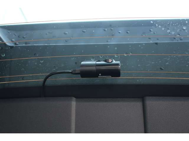 XC40B4 AWD モメンタム 4WD