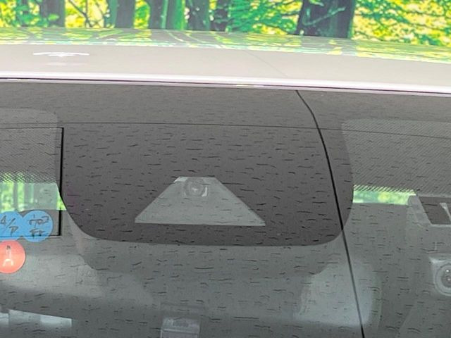 �y�g���^�Z�[�t�e�B�Z���X�z���s���ɑO���̎ԗ�����F�����A�Փ˂������Ȏ��͌x��ƃu���[�L�ŏՓˉ���Ɣ�Q�y�����A�V�X�g�B�����S�Ƀh���C�u�����y���݂��������܂��B