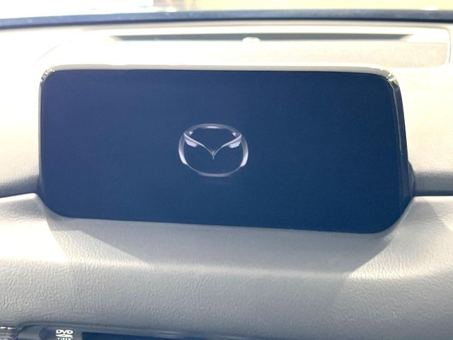 �y�}�c�_�R�l�N�g�i�r�z�ԓ��̕��͋C�Ƀ}�b�`������̌^�^�C�v�̃i�r�B�e����q�ݒ��Bluetooth�Đ����A�l�X�ȋ@�\���y���߂܂��B�����I�ȃ_�C�������삪�\�ŁA�g��������ǍD�ł��B