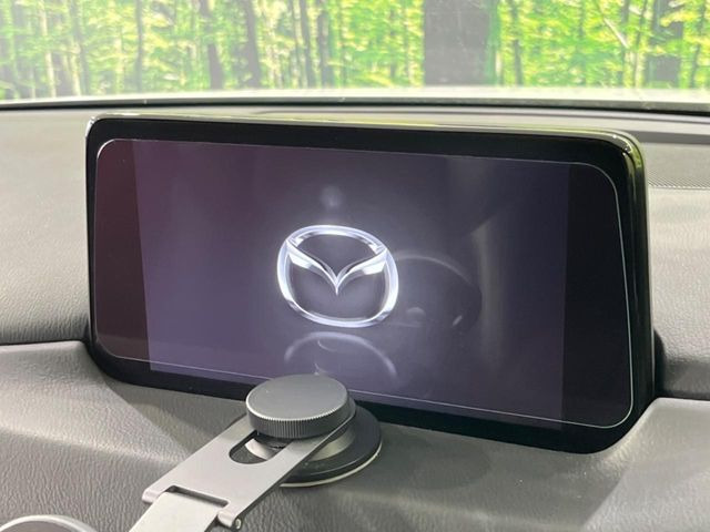 �y�}�c�_�R�l�N�g�i�r�z�ԓ��̕��͋C�Ƀ}�b�`������̌^�^�C�v�̃i�r�B�e����q�ݒ��Bluetooth�Đ����A�l�X�ȋ@�\���y���߂܂��B�����I�ȃ_�C�������삪�\�ŁA�g��������ǍD�ł��B