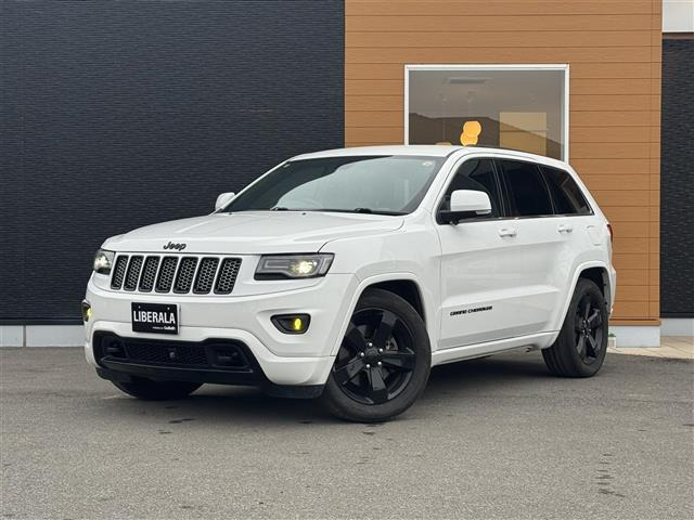グランドチェロキーアルティテュード 4WD