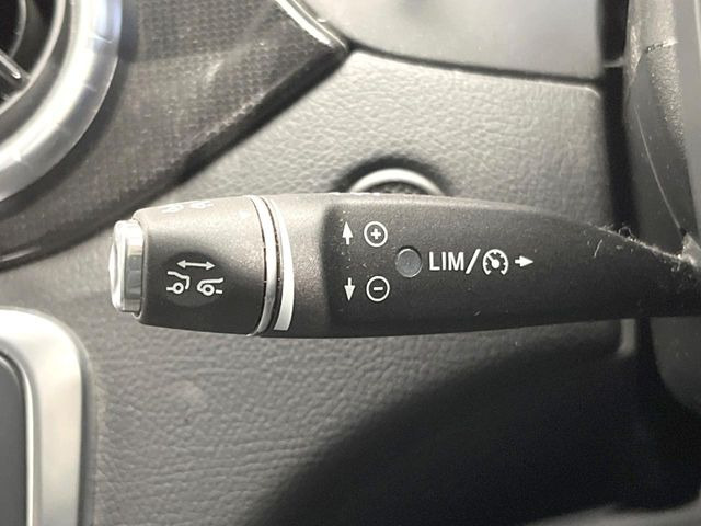 ���f�B�X�g���j�b�N�v���X:�s�s�A�x�O�A�������H�Ȃǂ̑��s���ɁA�X�e���I�}���`�p�[�p�X�J�����ƃ��[�_�[�Z���T�[�ɂ��A�O���Ԃ�F�����đ��x�ɉ������Ԋԋ������ێ����鎟����̃N���R��!