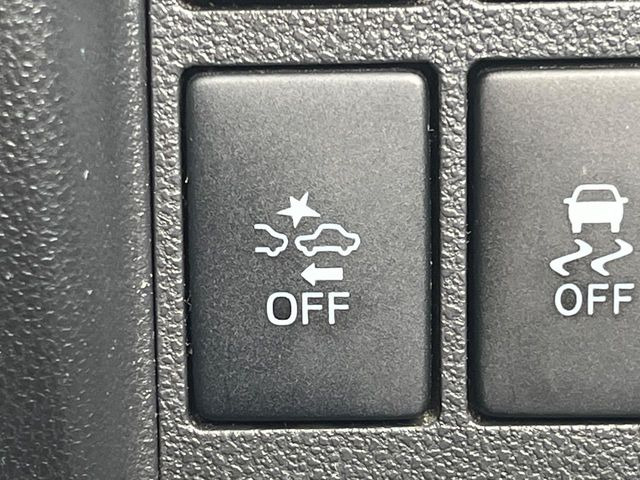 �y�X�}�[�g�A�V�X�g�z���s���ɑO���̎ԗ�����F�����A�Փ˂������Ȏ��͌x��ƃu���[�L�ŏՓˉ���Ɣ�Q�y�����A�V�X�g�B�����S�Ƀh���C�u�����y���݂��������܂��B