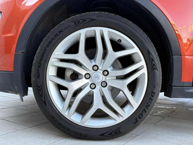 レンジローバーイヴォークHSE ダイナミック 4WD