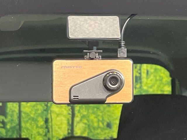 �y�h���C�u���R�[�_�[�z�h���C�u���R�[�_�[����!���s���͂������A������^�]�⎖�̂ɑ��������ہA�f���ŋL�^���A����̃��X�N�ɔ����܂��B���L�^�pSD�J�[�h�͂��q�l�����g�ł��������������K�v������܂��B