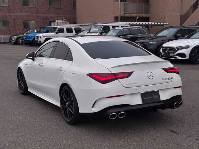 CLAクラスAMG CLA45 S 4マチックプラス 4WD