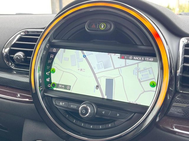 �������i�r:��̊��̂���i�r�́A����������ԓ������o���Ă���܂��B�I�[�f�B�I�@�\���[�����Ă���܂��̂ŁA�^�]�����y���߂܂���