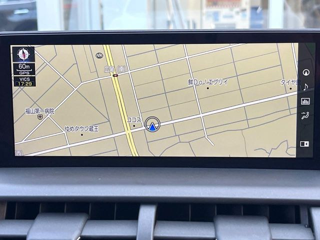 �y�����i�r�z�l�C�̏����i�r�𑕔����Ă���܂��B�i�r�̎g���₷���͂������A�I�[�f�B�I�@�\���[��!�L�����v�◷�s�͂������A�ʋ΂┃�����ȂǕ��i�̃h���C�u���y�����Ȃ�͂���