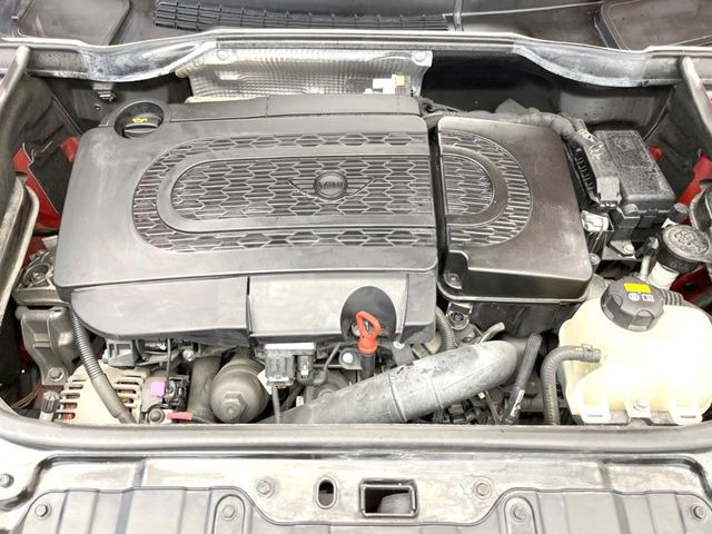 �����X�ł́A�e���[�J�[�̐�p�f�f�e�X�^�[�𓱓��B���Ǝ��i�����e�N�j�J���X�^�b�t���풓���Ă���܂��̂ŁA������̍ۂɂ����S���Ă����p���������܂��B