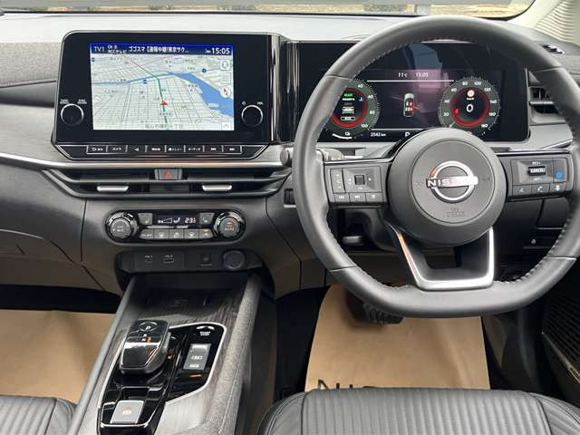 ノートオーラ1.2 G レザーエディション