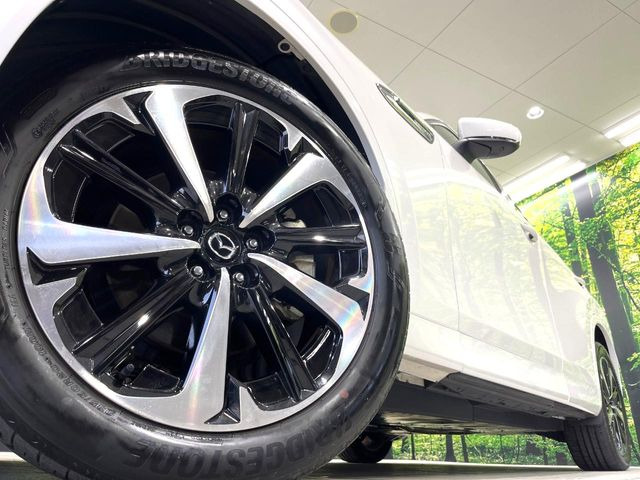 �y����20�C���`�A���~�z�C�[���z�O�ςɃ}�b�`���������A���~�z�C�[���𑕒����Ă���܂��B�e��ЊO�A���~�z�C�[����A�X�^�b�h���X�^�C�����戵�����Ă���܂��B���񂲑��k����������