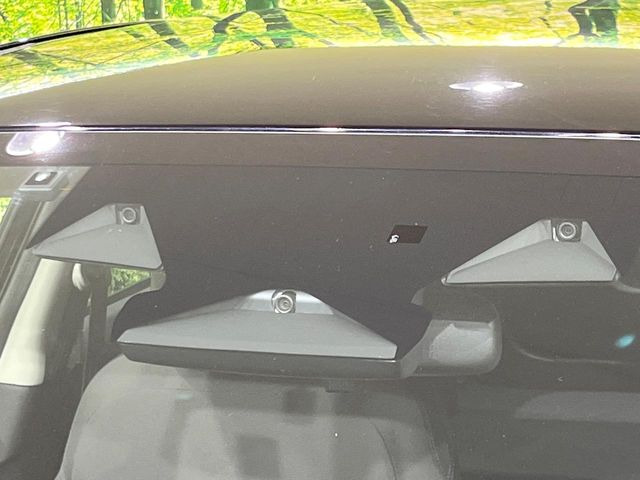 �y�A�C�T�C�g�R�A�e�N�m���W�[�z�O���̎ԗ��������m���A�Փ˂������Ȏ��͌x��Œ��ӂ𑣂��A�u���[�L�𓥂ޗ͂��T�|�[�g�B�u���[�L�𓥂߂Ȃ������ꍇ�͏Փ˔�Q�y���u���[�L���쓮�A�Փˉ�����T�|�[�g���܂��B