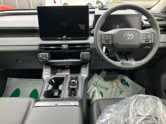 RAV42.5 Z E-Four 4WD