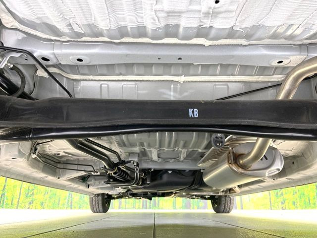 下回りがきれいなうちに、防錆加工の施工がオススメ。降雪地域はもちろん、沿岸部にお住いの方や、趣味でマリン・ウィンタースポーツをされる方にご好評いただいております。