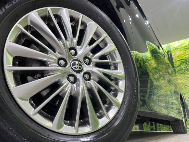 �y����17�C���`�A���~�z�C�[���z�O�ςɃ}�b�`���������A���~�z�C�[���𑕒����Ă���܂��B�e��ЊO�A���~�z�C�[����A�X�^�b�h���X�^�C�����戵�����Ă���܂��B���񂲑��k����������