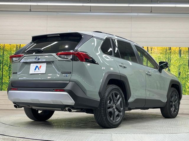 ☆全国のネクステージからお取り寄せが可能※!遠方の店舗に展示してあるクルマが気になる場合も、最寄りの店舗でご覧いただくことが可能です!是非私たちに要望をお聞かせください!※別途費用