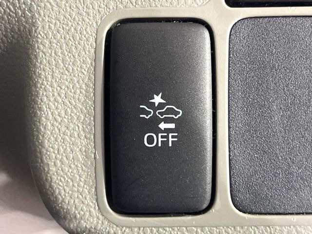 �y�X�}�[�g�A�V�X�g�z���s���ɑO���̎ԗ�����F�����A�Փ˂������Ȏ��͌x��ƃu���[�L�ŏՓˉ���Ɣ�Q�y�����A�V�X�g�B�����S�Ƀh���C�u�����y���݂��������܂��B