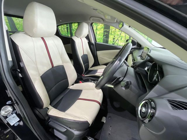 �y�n�[�t���U�[�V�[�g�z�������ƍ���S�n�𗼗������l�C�̃V�[�g���w�ʁE���ʂ̃t�@�u���b�N�f�ނ́A�ʋC���̗ǂ��⊊��ɂ����ɗD��Ă��܂��B�C���╞���ɍ��E���ꂸ���K�ɂ���肢�������܂��B