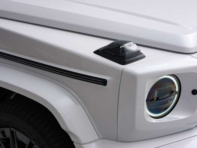 G�N���X�̔̔����т����悻500��𒴂��邨�X�u�A�y���^���É��v�B�Q�����f�̂��Ƃ͐��񂨔C�����������B�e���f���̎�舵���⒍���̔��A�J�X�^��(�h���X�A�b�v)�S�ʂ������Ă���܂��B