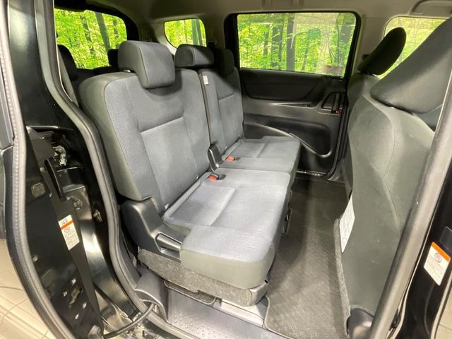 ���i���ȃI���W�i���t���A�}�b�g���I�v�V�����ɂĂ��p�ӂ��Ă���܂��B���D���ȃf�U�C����J���[�����Ԃɍ��킹�đI��ł����������Ƃ��ł��܂���