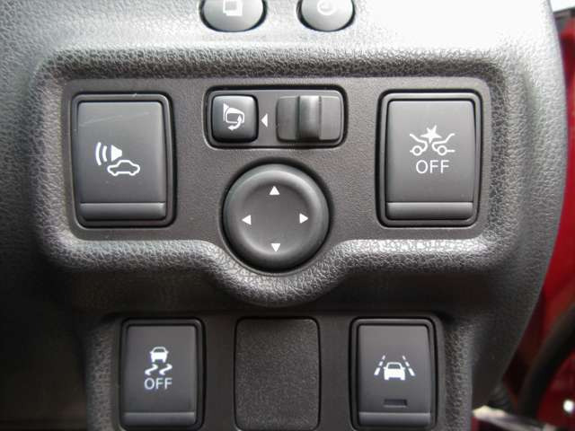 ノート1.2 e-POWER メダリスト ブラックアロー