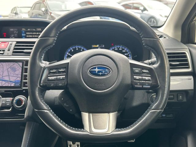 �y�����v�����X�e�A�����O�z�㎿�Ȋv���g�p���邱�ƂŁA��ɂ����������݂ƂĂ��^�]���₷���n���h���ł���