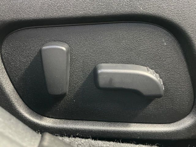 �y�p���[�V�[�g�z�X�C�b�`��ŊȒP�ɃV�[�g�̔��������\!�d��������͂�����܂���!���K�ȃV�[�g�|�W�V�����ɃZ�b�g���āA���K�ȃh���C�u�����y���݂��������B