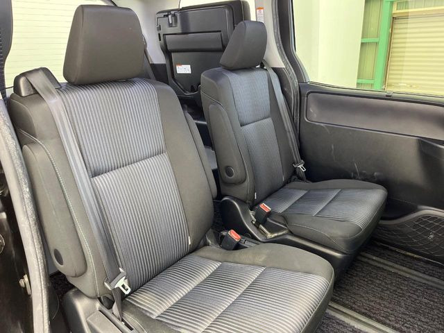 �L�X�Ƃ���2��ڃV�[�g�͋��Z���������A���S�n�����K!�F�B��Ƒ��Ƃ̂��o�����ɂ҂�����ł��B�x�r�[�V�[�g��`���C���h�V�[�g�g�p�������K�ɂ��߂�������������\���ȋ�Ԃ��m�ۂ��Ă��܂��B