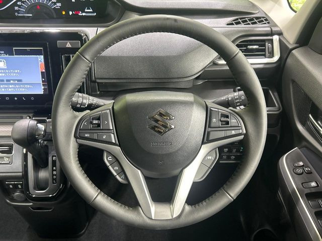 �y�����v�����X�e�A�����O�z�㎿�Ȋv���g�p���邱�ƂŁA��ɂ����������݂ƂĂ��^�]���₷���n���h���ł���