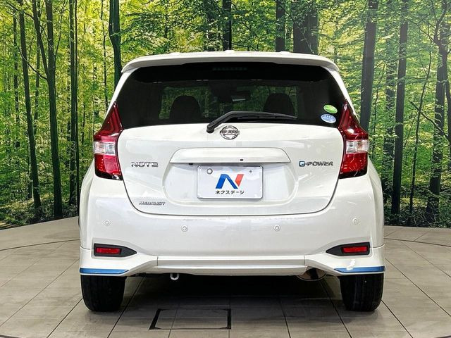 安心の最長10年・走行無制限保証(有償)をご用意。保証内容も充実はもちろん、無料点検&オイル交換や、年中無休の全国・24時間ロードサービスも付帯されておりますのでご安心下さい。