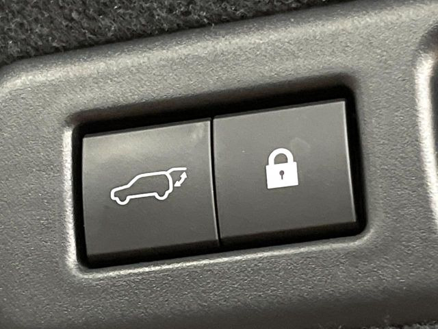 �y�p���[�o�b�N�h�A�z�X�}�[�g�L�[��^�]�Ȃ̃{�^�������������Ń��A�Q�[�g�������ŊJ���܂�!�ו��������Ă��鎞��A�����ʒu�ɂ���o�b�N�h�A��߂�ۂɕ֗��ȋ@�\�ł���