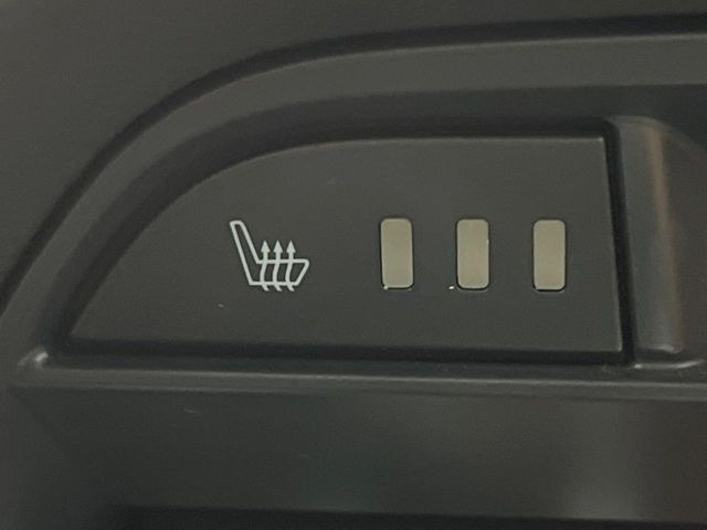 �y�V�[�g�q�[�^�[�z�������ɏd�󂷂�V�[�g�q�[�^�[!�G�A�R����葁�����܂��Ă����̂Ŋ�����̐l�����S�ł��ˁ�G�A�R���̉����͊������邩����A�Ƃ������ɂ����������߂ł��B