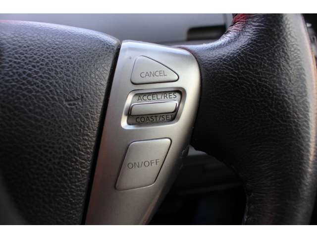 �N���[�Y�R���g���[��