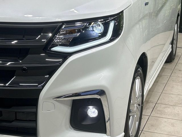 �yLED�w�b�h���C�g�z���V����ԑ��s�����ǍD�Ȏ��E���m�ۂ����S���ĉ^�]�ł��鍂�P�xLED�w�b�h���C�g�𑕔�!�_�����x�������A����d�͂��}�����Ă��܂��B