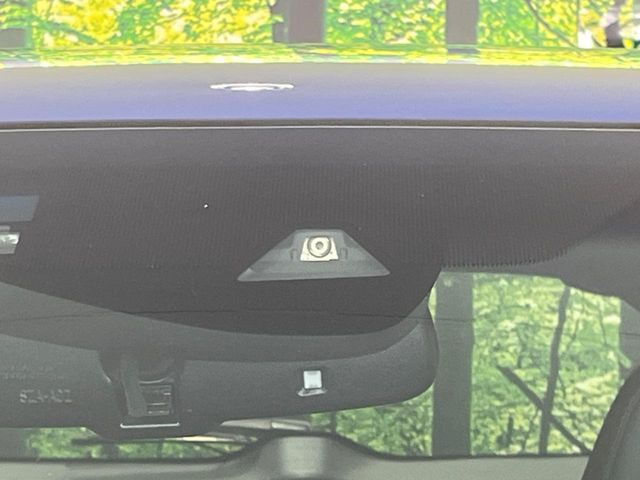 ヴェゼル1.5 ハイブリッド RS ホンダセンシング