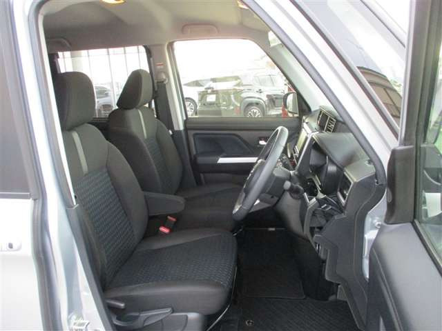 ルーミー1.0 カスタム G-T